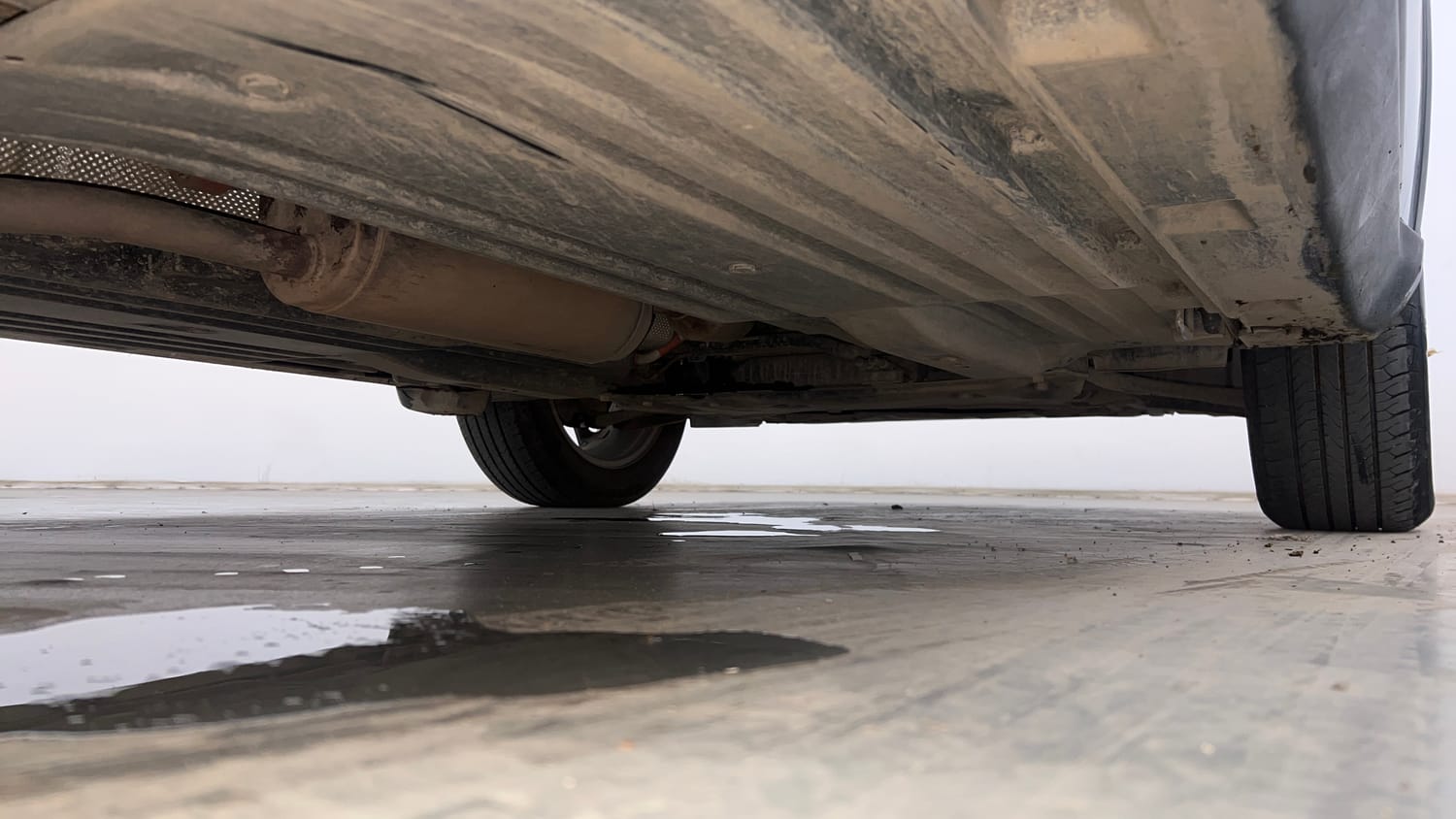 Used 2024 Toyota Urban Cruiser Hyryder G Hybrid Hybrid Automatic extra REAR RIGHT UNDERBODY VIEW