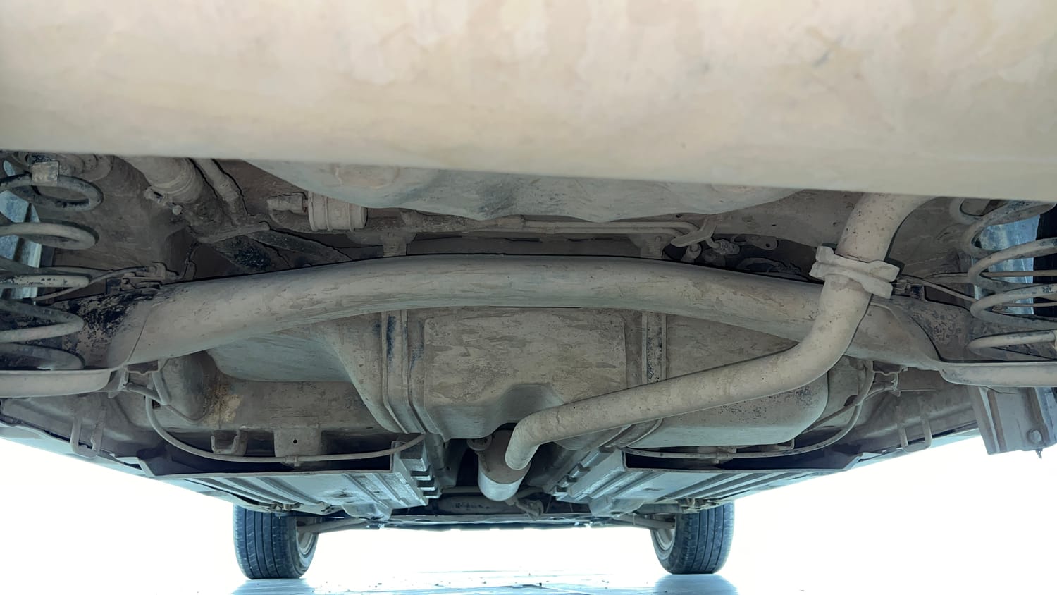 Used 2021 maruti-suzuki Vitara Brezza LXi Petrol Manual extra REAR UNDERBODY VIEW (TAKEN FROM REAR)
