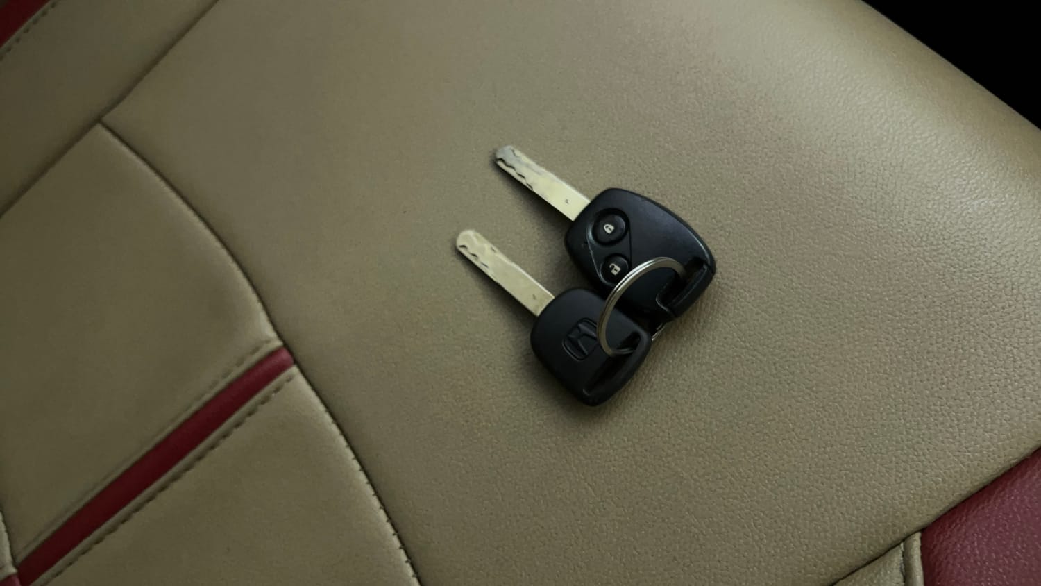 Used 2013 Honda Amaze 1.2 S AT i-VTEC Petrol Automatic extra CAR KEY VIEW