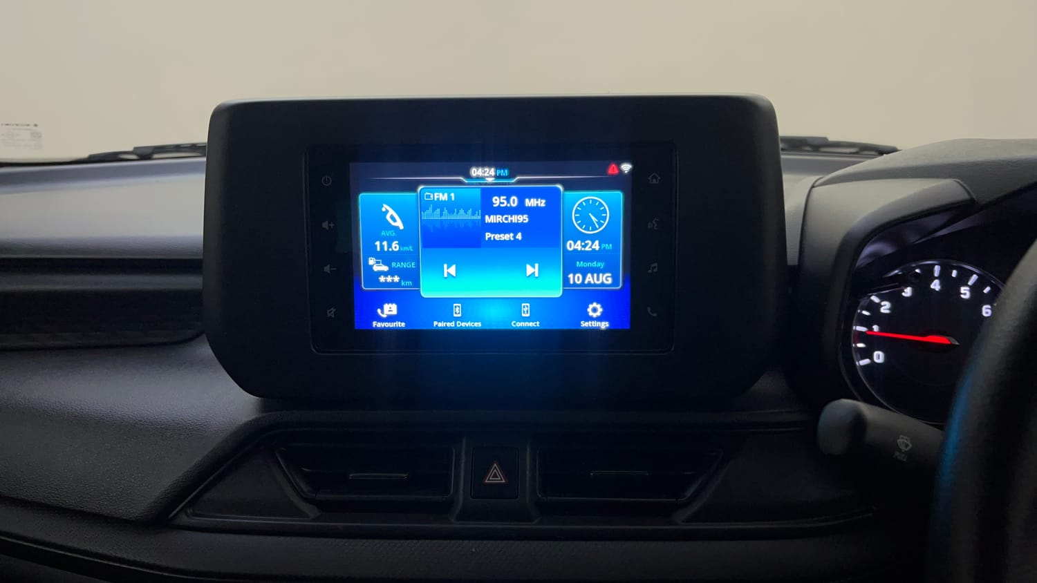 Used 2024 Maruti Suzuki Swift VXi Petrol Manual top_features Integrated (in-dash) music system