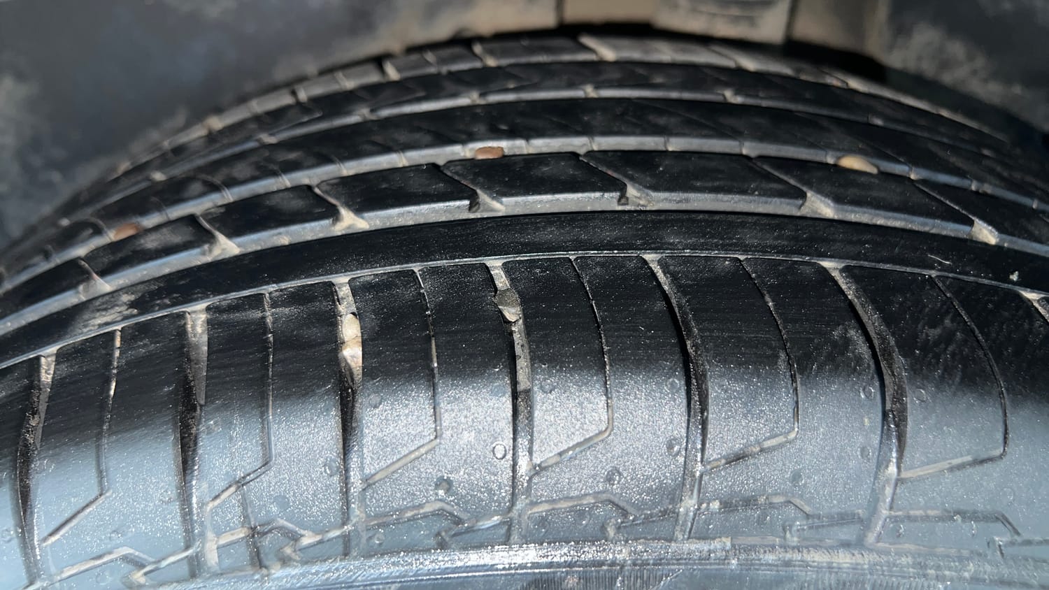 Used 2018 Hyundai Creta SX 1.6 AT CRDi Diesel Automatic tyres LEFT REAR TYRE TREAD VIEW