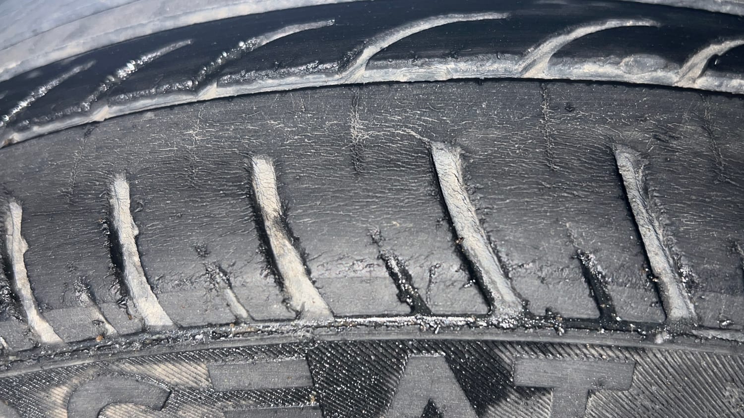 Used 2019 Hyundai Grand i10 Sportz 1.2 Kappa VTVT Petrol Manual tyres RIGHT FRONT TYRE TREAD VIEW