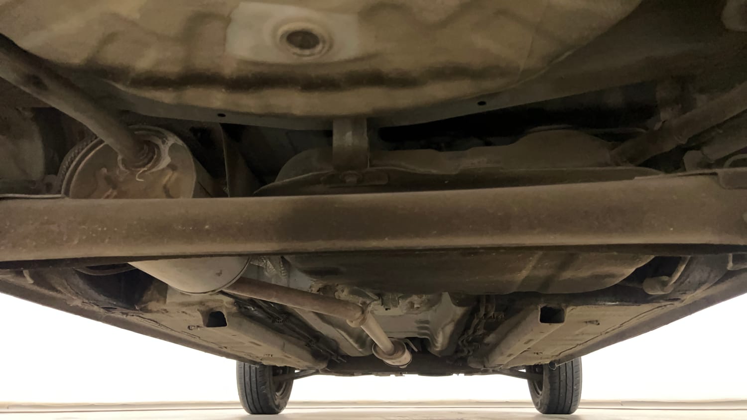 Used 2024 Renault Kwid RXT 1.0 Petrol Manual extra REAR UNDERBODY VIEW (TAKEN FROM REAR)