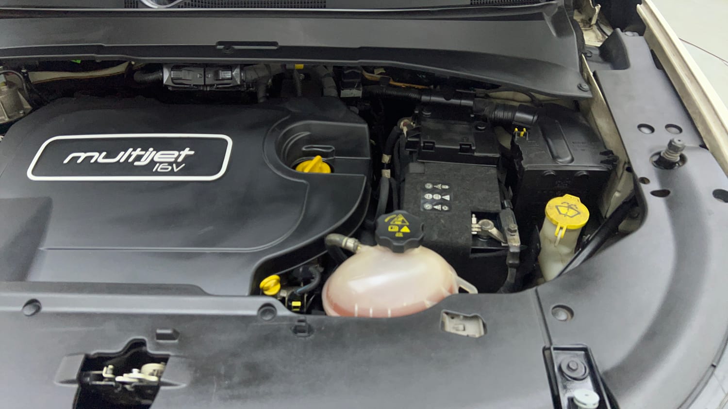 Used 2018 Jeep Compass Longitude (O) 2.0 Diesel Diesel Manual engine ENGINE LEFT SIDE VIEW