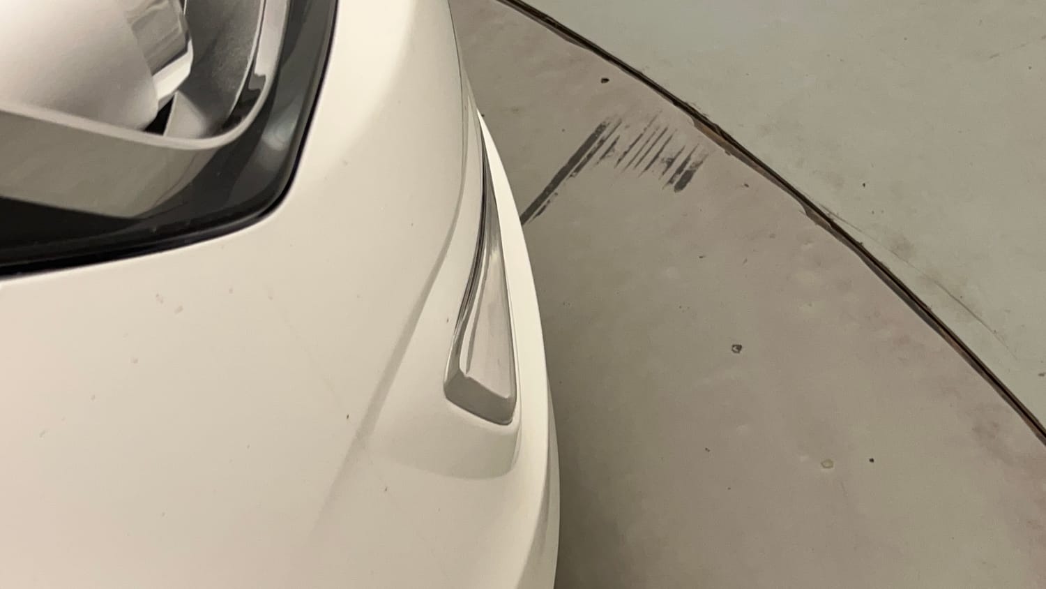 Used 2015 Hyundai Fluidic Verna 4S 1.6 VTVT SX Petrol Manual dents MINOR SCRATCH