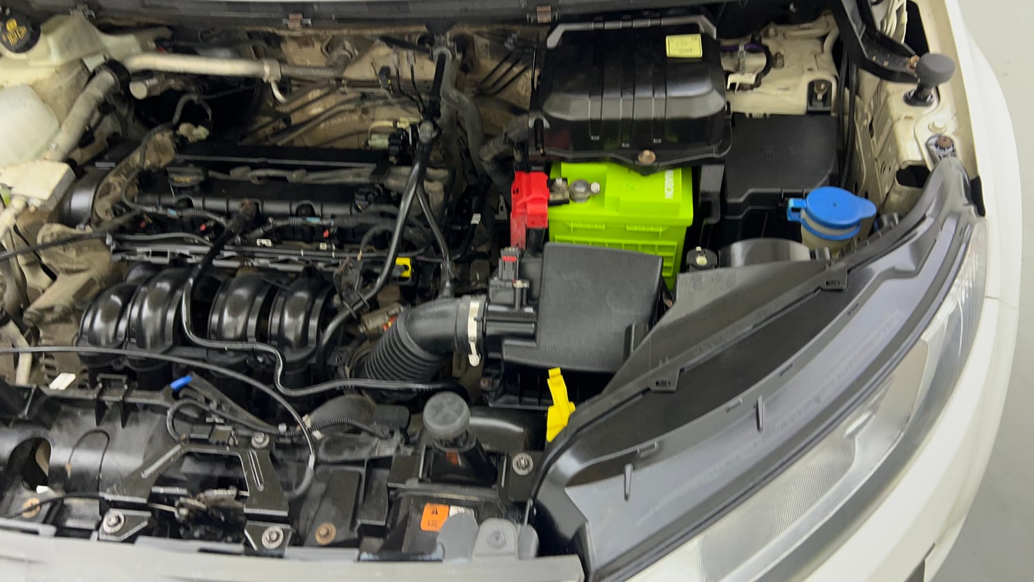 Used 2014 Ford EcoSport Titanium 1.5 Ti-VCT Petrol Manual engine ENGINE LEFT SIDE VIEW