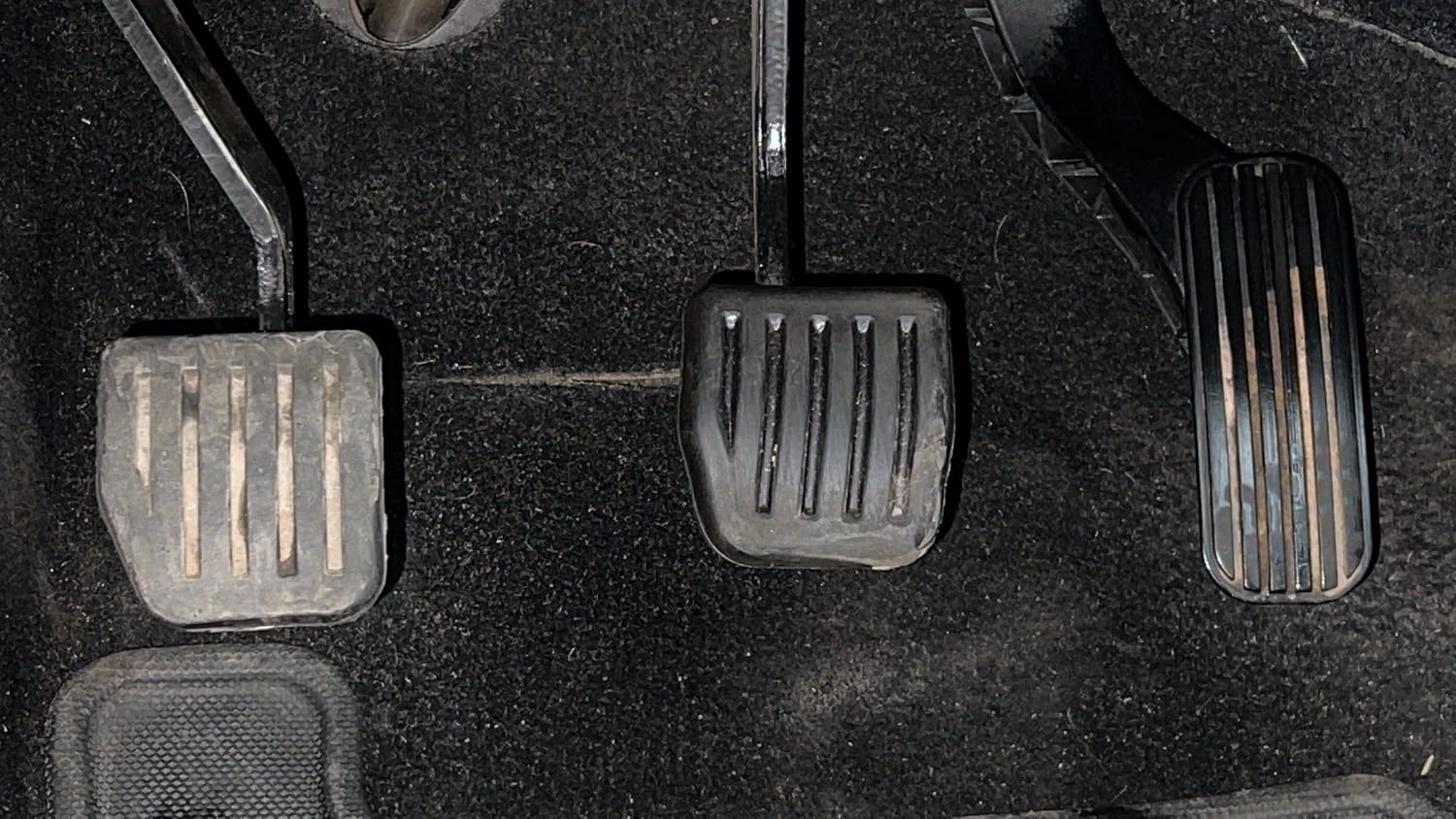 Used 2019 Tata Harrier XT Diesel Manual interior PEDALS VIEW