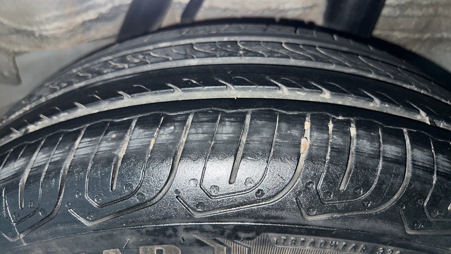 Used 2019 Honda City V Petrol Petrol Manual tyres LEFT REAR TYRE TREAD VIEW