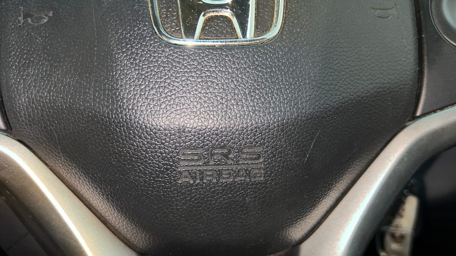 Used 2015 Honda City V Petrol Manual top_features Airbags