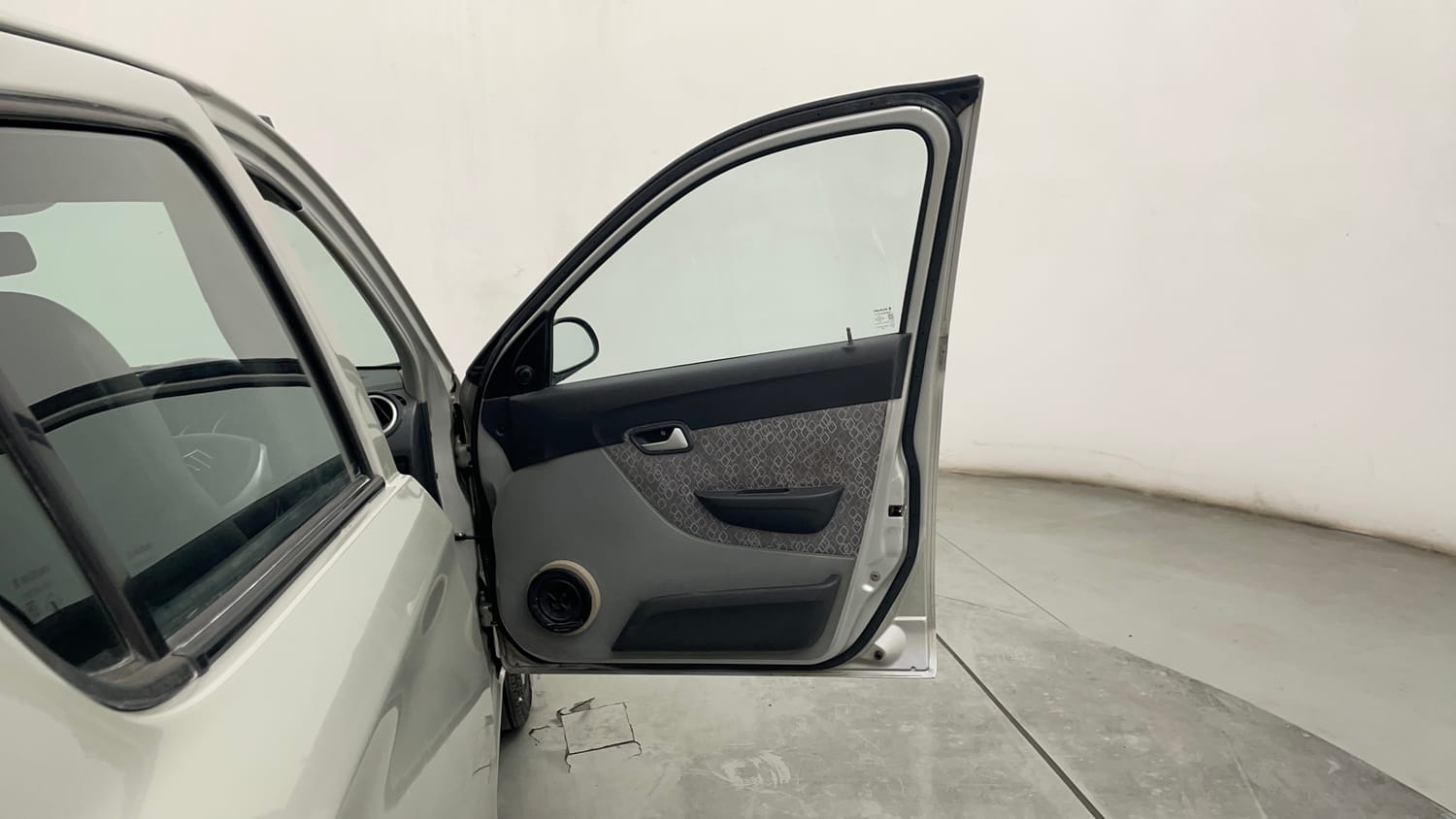 Used 2017 Maruti Suzuki Alto 800 LXi Petrol Manual interior RIGHT FRONT DOOR OPEN VIEW