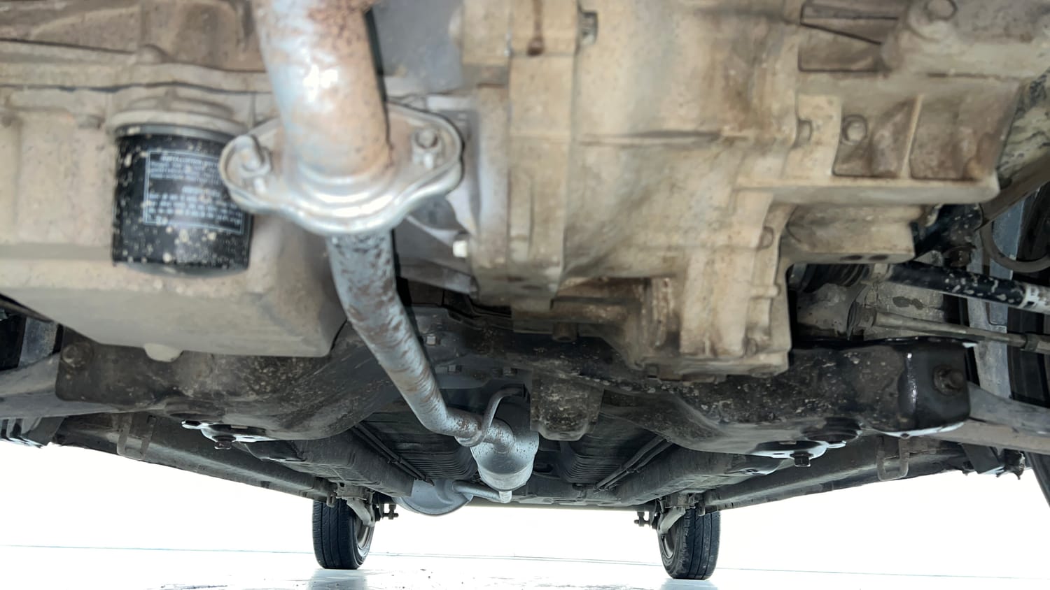 Used 2012 Maruti Suzuki Wagon R 1.0 VXi Petrol Manual extra FRONT LEFT UNDERBODY VIEW