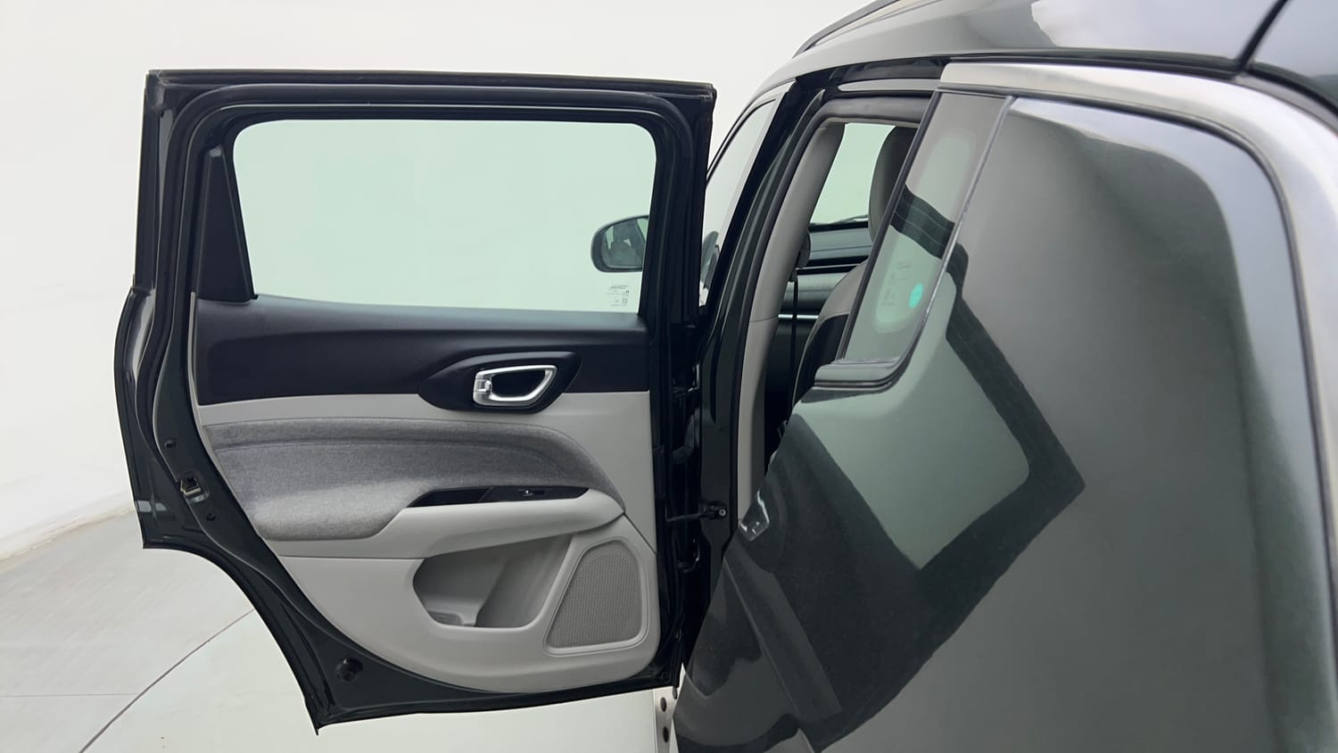 Used 2021 Jeep Compass Longitude (O) 1.4 Petrol DCT Petrol Automatic interior LEFT REAR DOOR OPEN VIEW
