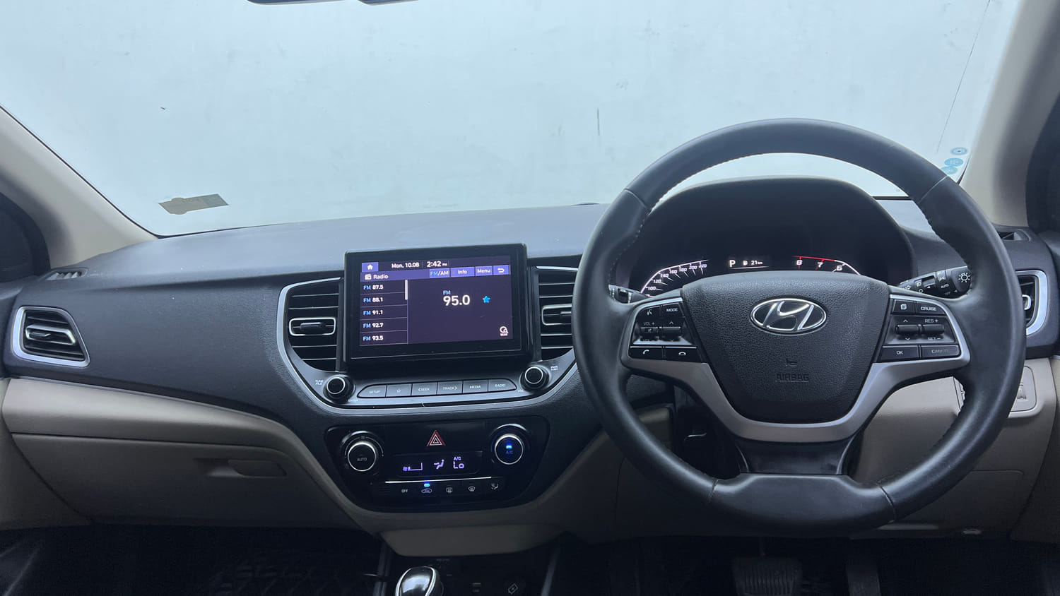 Used 2021 Hyundai Verna SX 1.5 VTVT IVT Petrol Automatic interior DASHBOARD VIEW