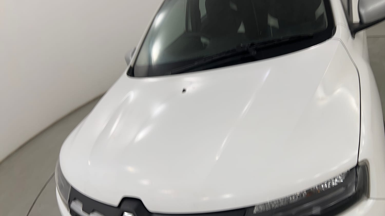 Used 2024 Renault Kwid RXT 1.0 Petrol Manual dents MINOR DENT