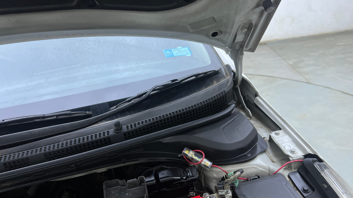 Used 2021 Hyundai Verna SX 1.5 VTVT IVT Petrol Automatic engine ENGINE LEFT SIDE HINGE & APRON VIEW