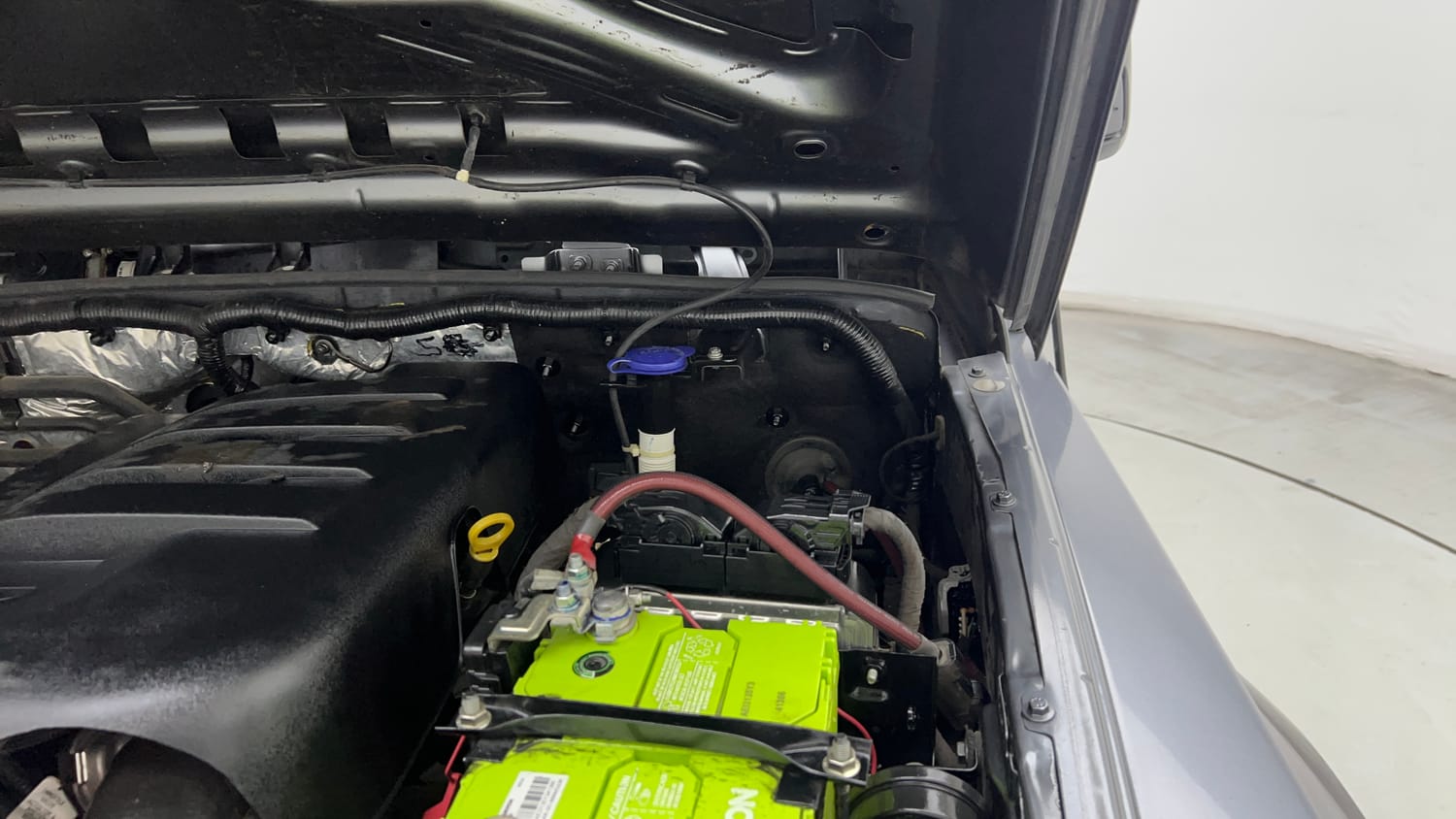 Used 2021 mahindra Thar LX Hard Top Petrol AT 4WD Petrol Automatic engine ENGINE LEFT SIDE HINGE & APRON VIEW