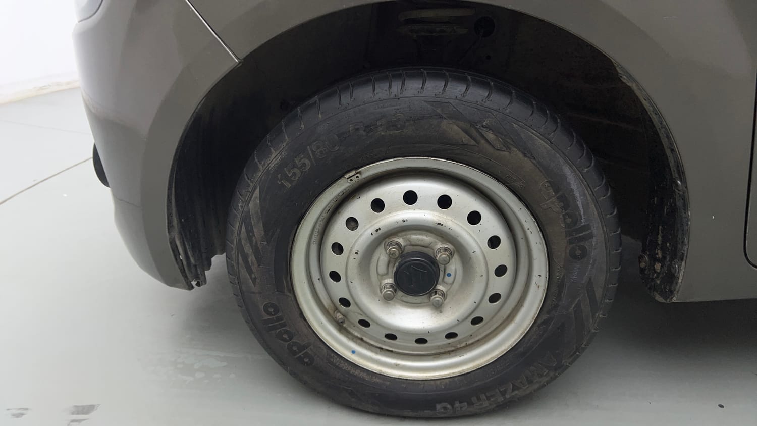 Used 2020 Maruti Suzuki Wagon R LXi 1.0 CNG Cng Manual tyres LEFT FRONT TYRE RIM VIEW