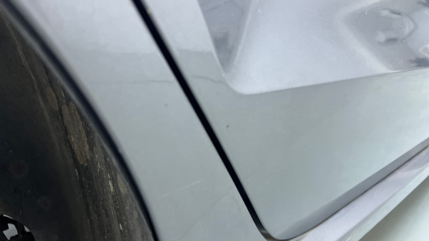 Used 2013 Volkswagen Polo Highline1.2L (P) Petrol Manual dents MINOR DENT