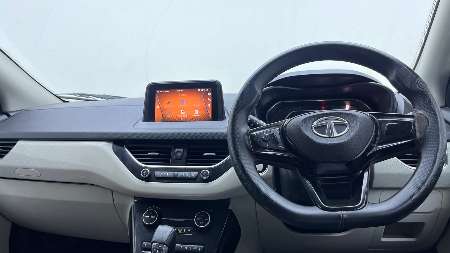 Used 2020 Tata Nexon XZA Plus Petrol Automatic interior DASHBOARD VIEW