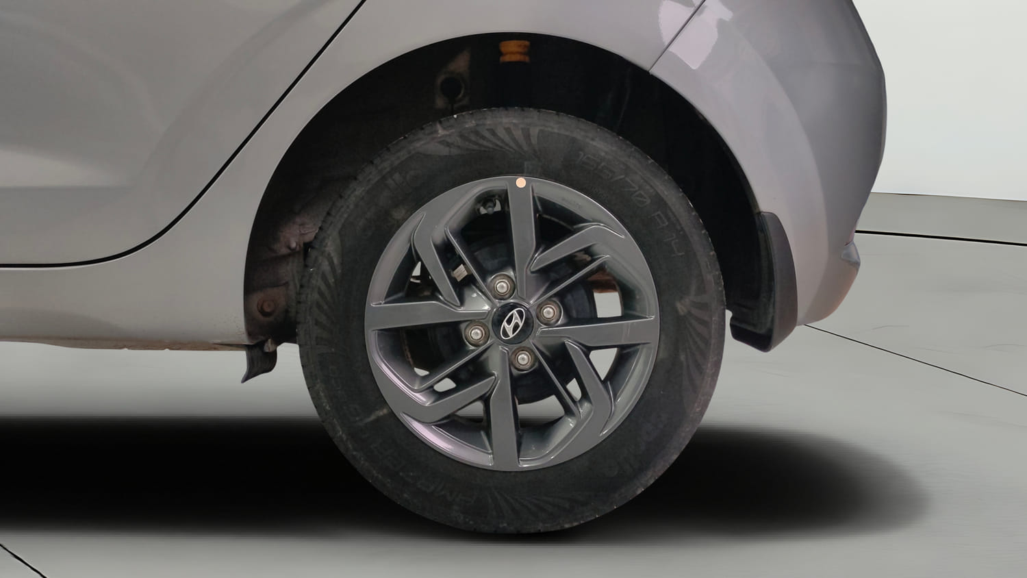 Used 2021 Hyundai Grand i10 Nios Sportz AMT 1.2 Kappa VTVT Petrol Automatic tyres LEFT REAR TYRE RIM VIEW