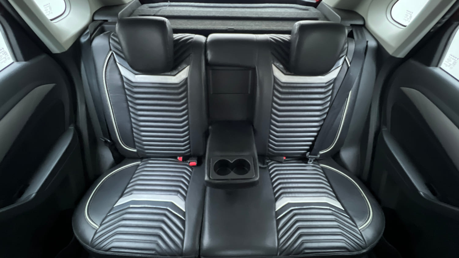 Used 2016 Maruti Suzuki Vitara Brezza [2016-2020] ZDi Diesel Manual interior REAR SEAT CONDITION VIEW