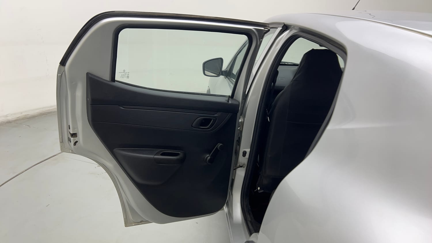 Used 2021 Renault Kwid RXL 1.0 MT Petrol Manual interior LEFT REAR DOOR OPEN VIEW