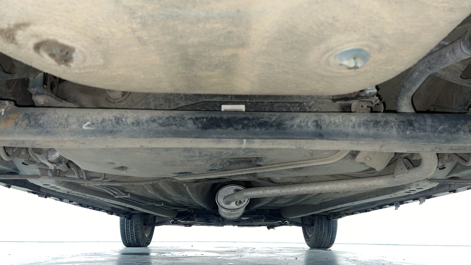 Used 2018 Maruti Suzuki Ignis [2017-2020] Zeta AMT Petrol Dual Tone Petrol Automatic extra REAR UNDERBODY VIEW (TAKEN FROM REAR)