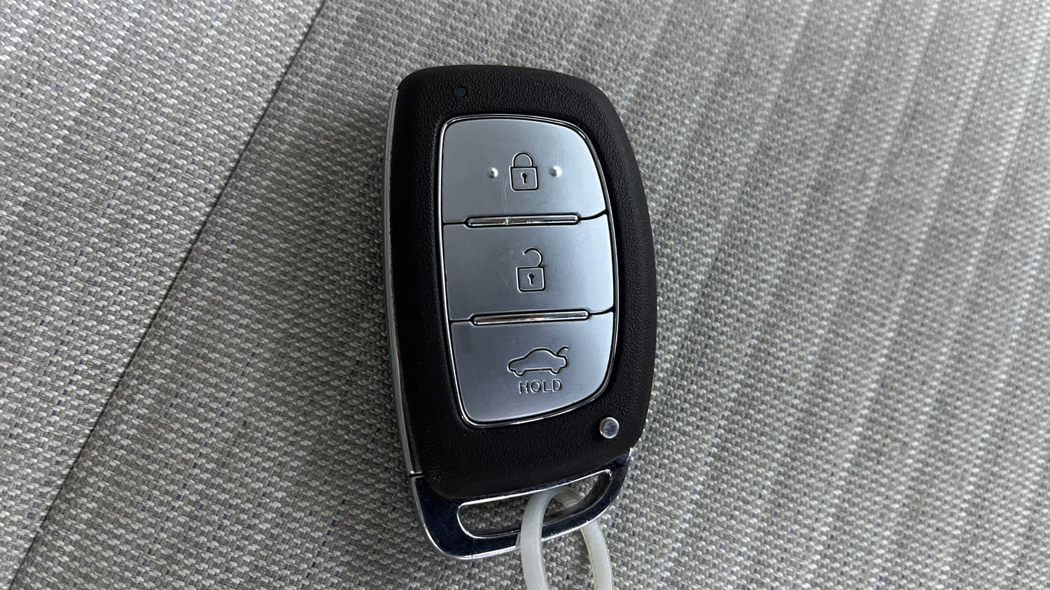 Used 2024 Hyundai Aura SX 1.2 (O) Petrol Petrol Manual extra CAR KEY VIEW