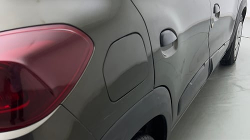 Used 2020 Renault Kwid RXT 1.0 Opt Petrol Manual dents MINOR SCRATCH