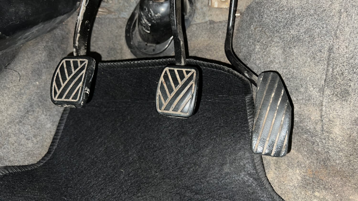 Used 2012 Maruti Suzuki Wagon R 1.0 VXi Petrol Manual interior PEDALS VIEW