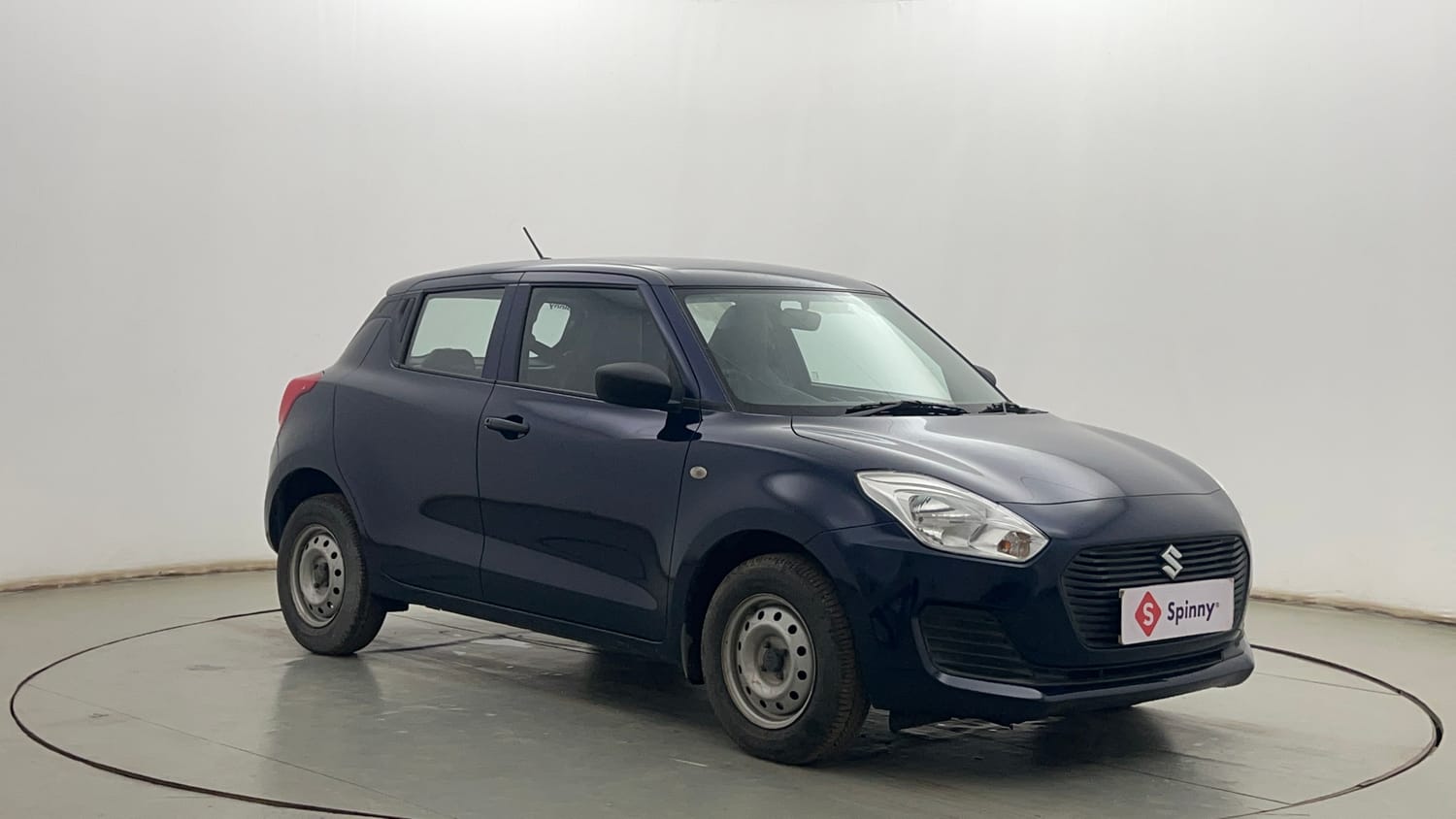 Used 2018 Maruti Suzuki Swift LXi Petrol Manual exterior RIGHT FRONT CORNER VIEW