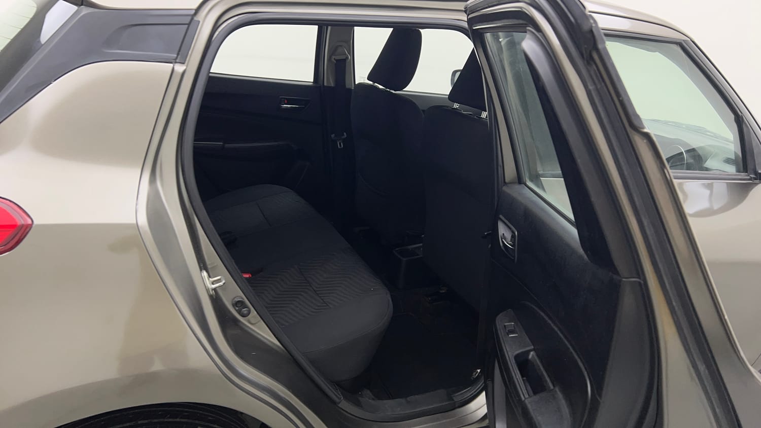 Used 2018 Maruti Suzuki Swift ZXi AMT Petrol Automatic interior RIGHT SIDE REAR DOOR CABIN VIEW