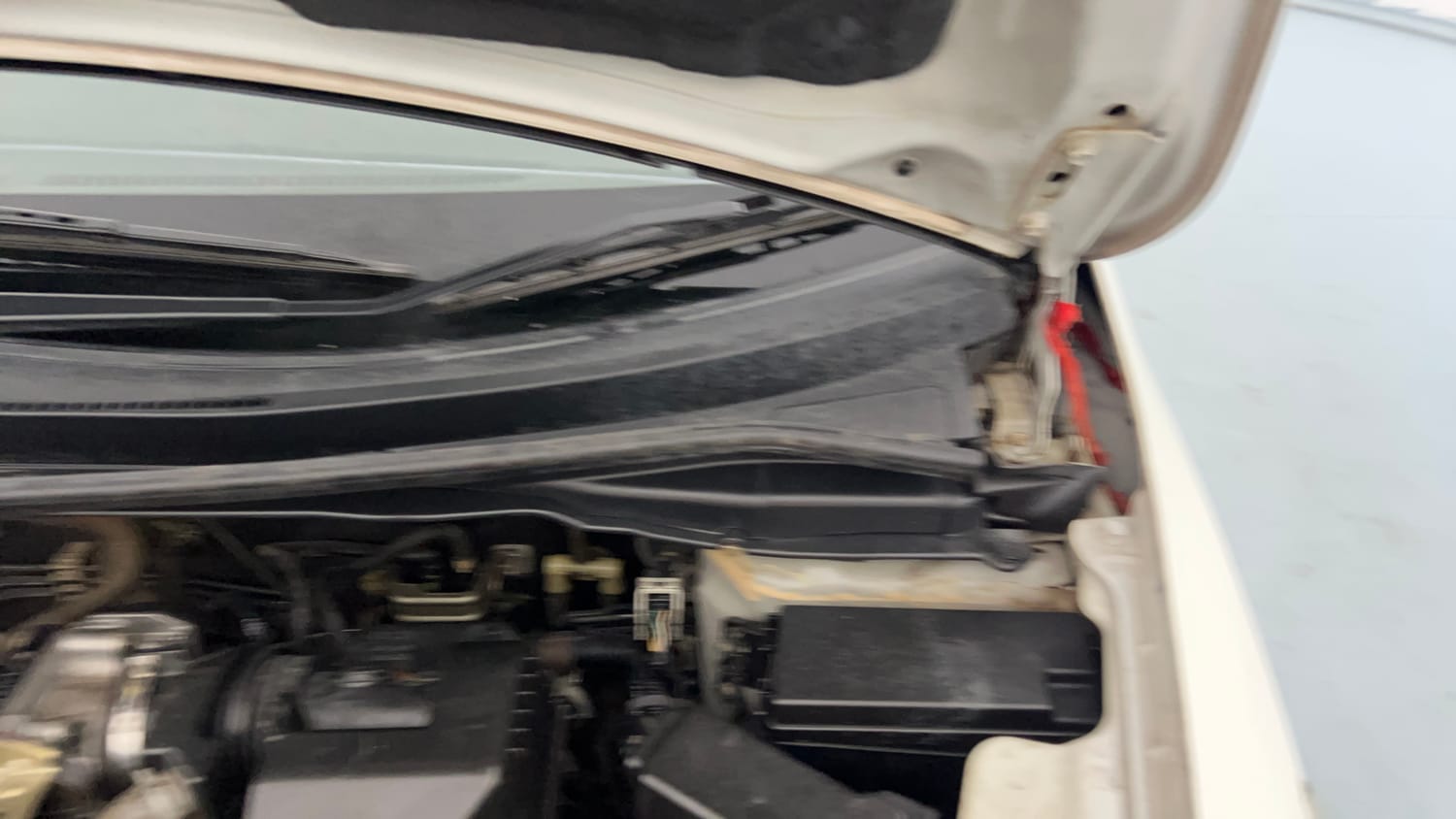 Used 2018 Honda Jazz V Petrol Petrol Manual engine ENGINE LEFT SIDE HINGE & APRON VIEW