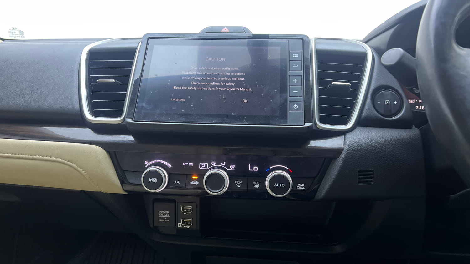 Used 2021 Honda City ZX CVT Petrol Petrol Automatic interior MUSIC SYSTEM & AC CONTROL VIEW