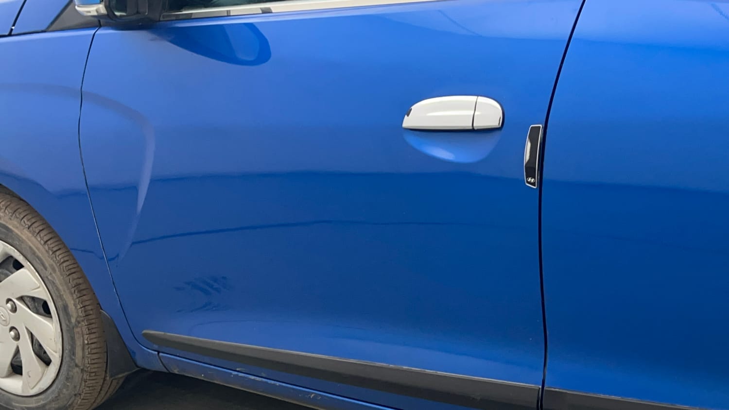 Used 2019 Hyundai Santro Sportz AMT Petrol Automatic dents MINOR SCRATCH