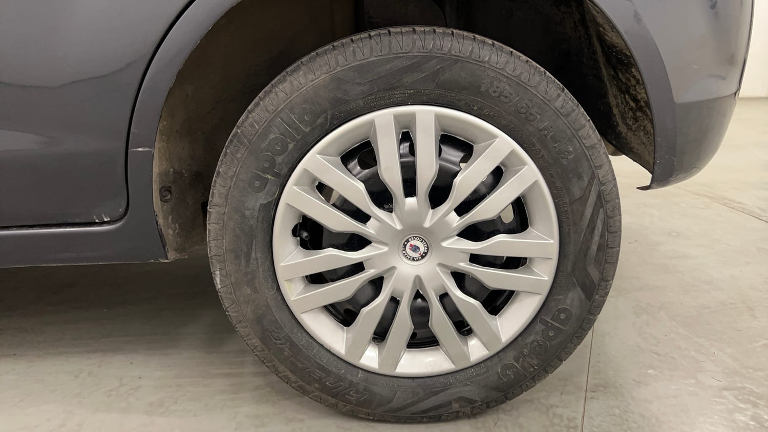 Used 2012 Ford Figo Duratec Petrol ZXI 1.2 Petrol Manual tyres LEFT REAR TYRE RIM VIEW