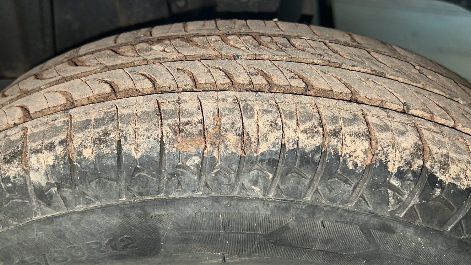 Used 2019 Maruti Suzuki Alto 800 VXi (O) Petrol Manual tyres LEFT REAR TYRE TREAD VIEW