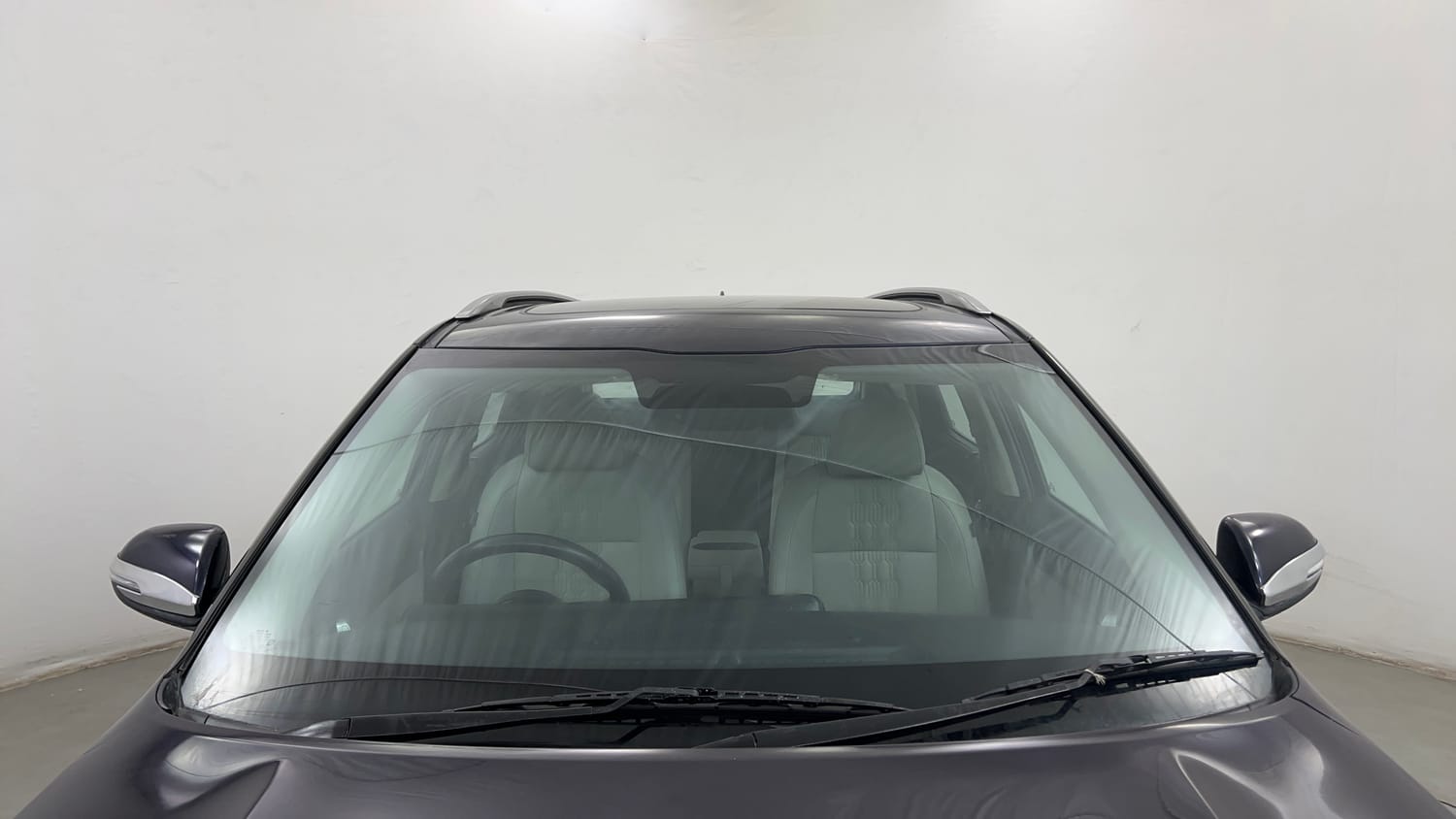 Used 2023 Kia Seltos HTX 1.5 Petrol Manual exterior FRONT WINDSHIELD VIEW