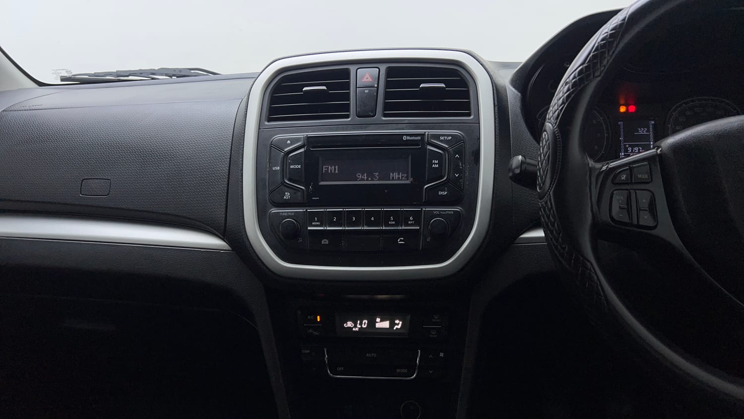 Used 2022 maruti-suzuki Vitara Brezza VXi Petrol Manual top_features Integrated (in-dash) music system