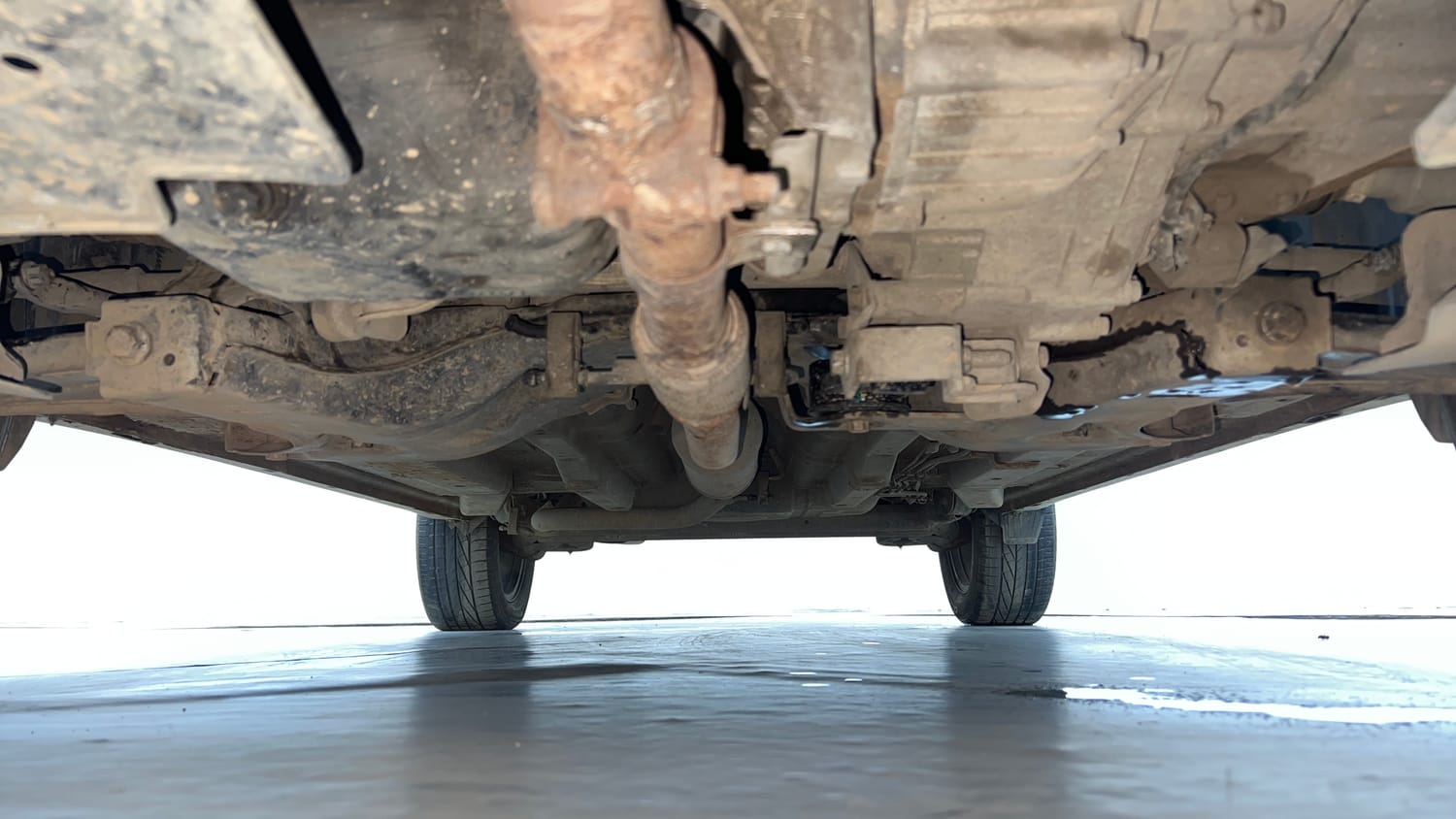 Used 2019 Tata Nexon XZA Plus Petrol Petrol Automatic extra FRONT LEFT UNDERBODY VIEW