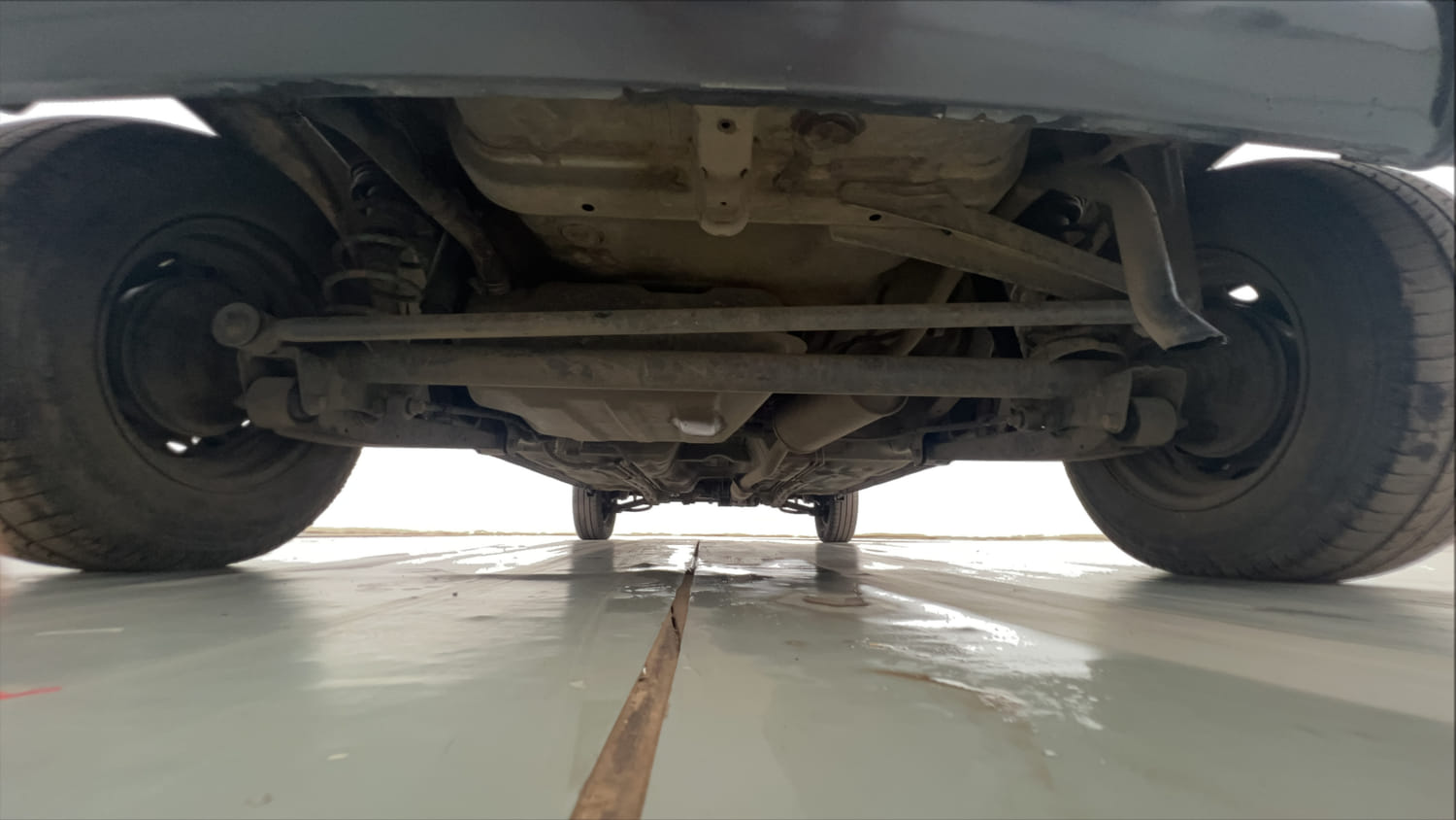 Used 2019 Maruti Suzuki Alto 800 VXi (O) Petrol Manual extra REAR UNDERBODY VIEW (TAKEN FROM REAR)