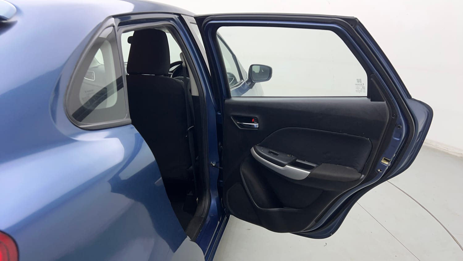 Used 2017 Maruti Suzuki Baleno Delta 1.2 Petrol Manual interior RIGHT REAR DOOR OPEN VIEW