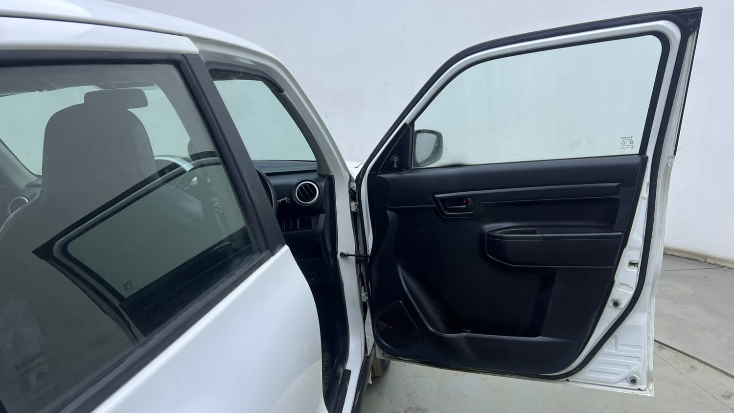 Used 2020 Maruti Suzuki S-Presso VXi Plus AMT Petrol Automatic interior RIGHT FRONT DOOR OPEN VIEW