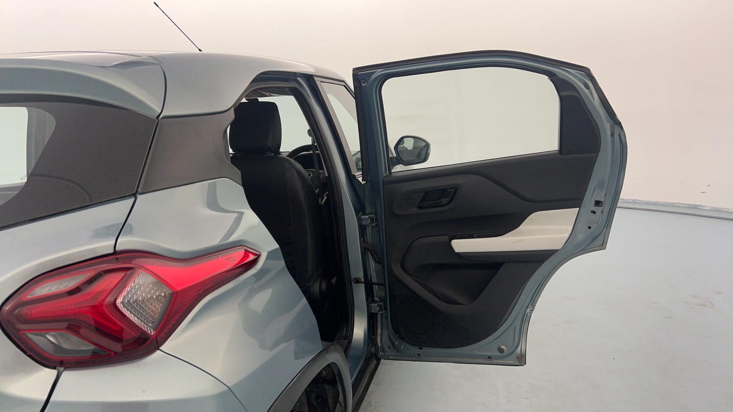 Used 2022 Tata Punch Accomplished MT Petrol Manual interior RIGHT REAR DOOR OPEN VIEW