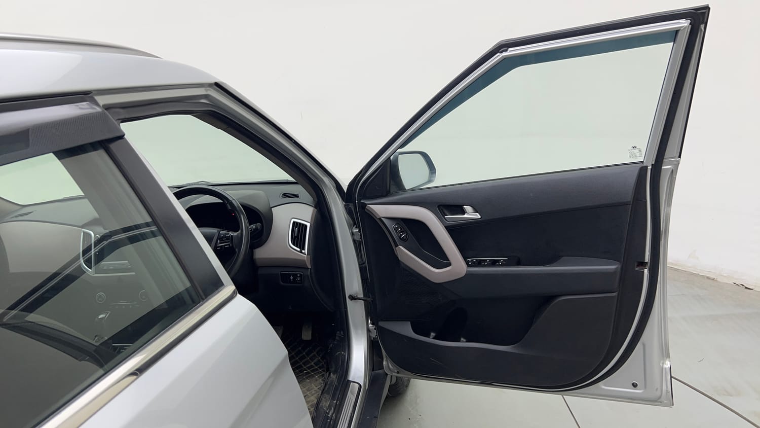 Used 2018 Hyundai Creta SX 1.6 AT CRDi Diesel Automatic interior RIGHT FRONT DOOR OPEN VIEW