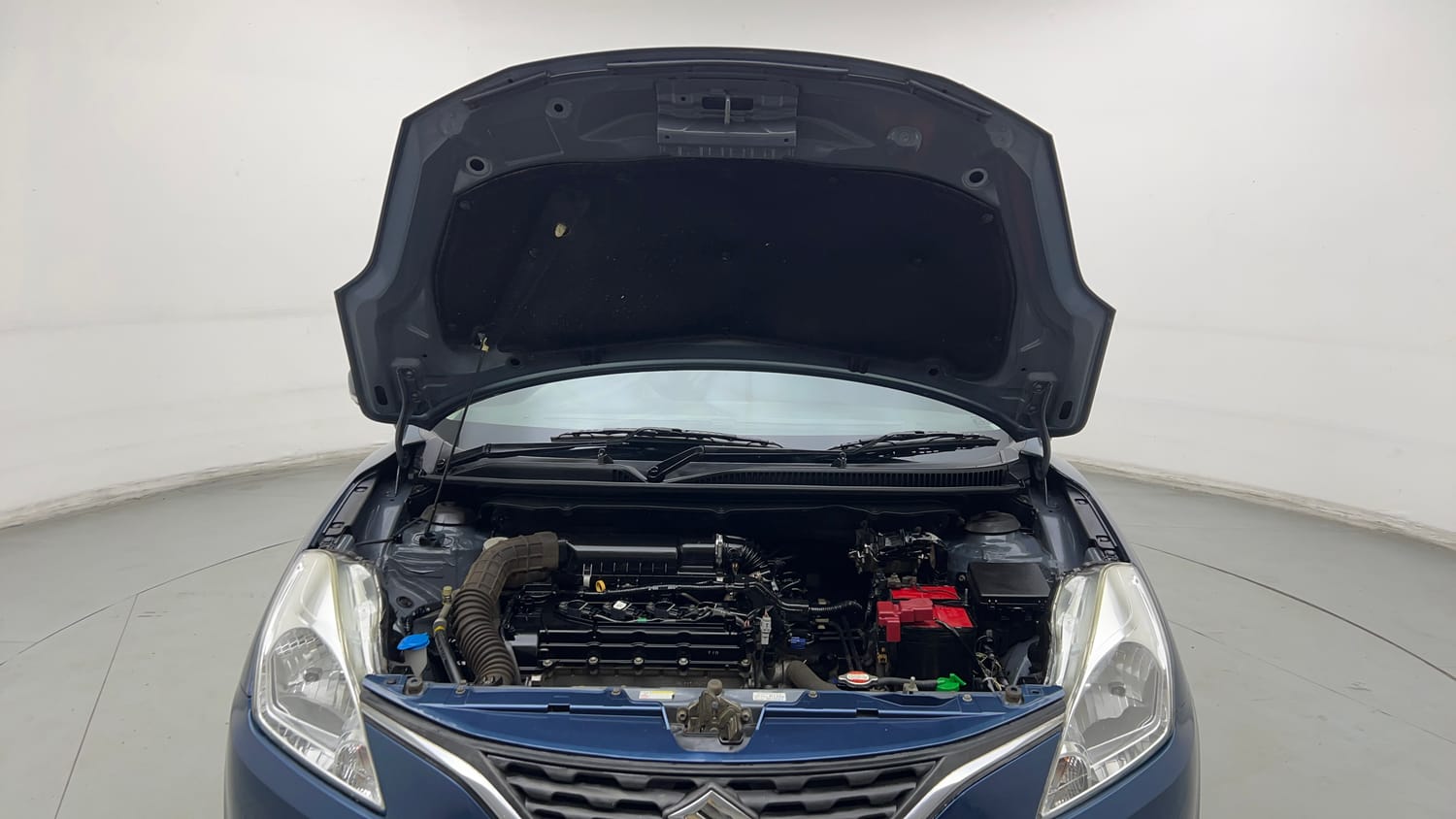 Used 2017 Maruti Suzuki Baleno Delta 1.2 Petrol Manual engine ENGINE & BONNET OPEN FRONT VIEW