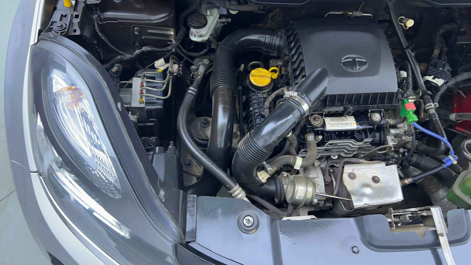 Used 2019 Tata Nexon XZA Plus Petrol Petrol Automatic engine ENGINE RIGHT SIDE VIEW