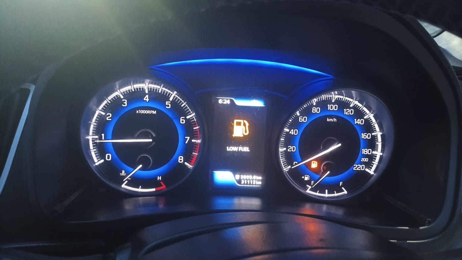 Used 2018 Maruti Suzuki Baleno Zeta 1.2 Petrol Manual interior CLUSTERMETER VIEW