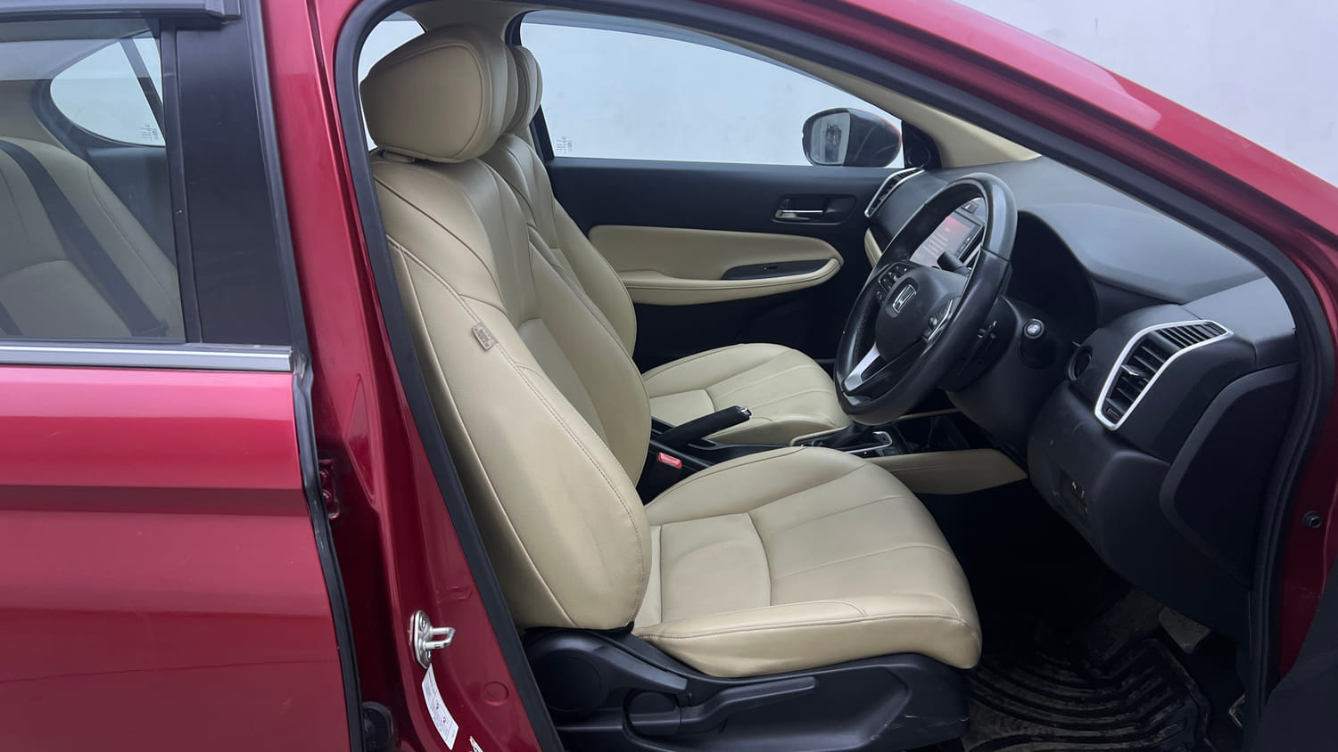 Used 2021 Honda City ZX CVT Petrol Petrol Automatic interior RIGHT SIDE FRONT DOOR CABIN VIEW