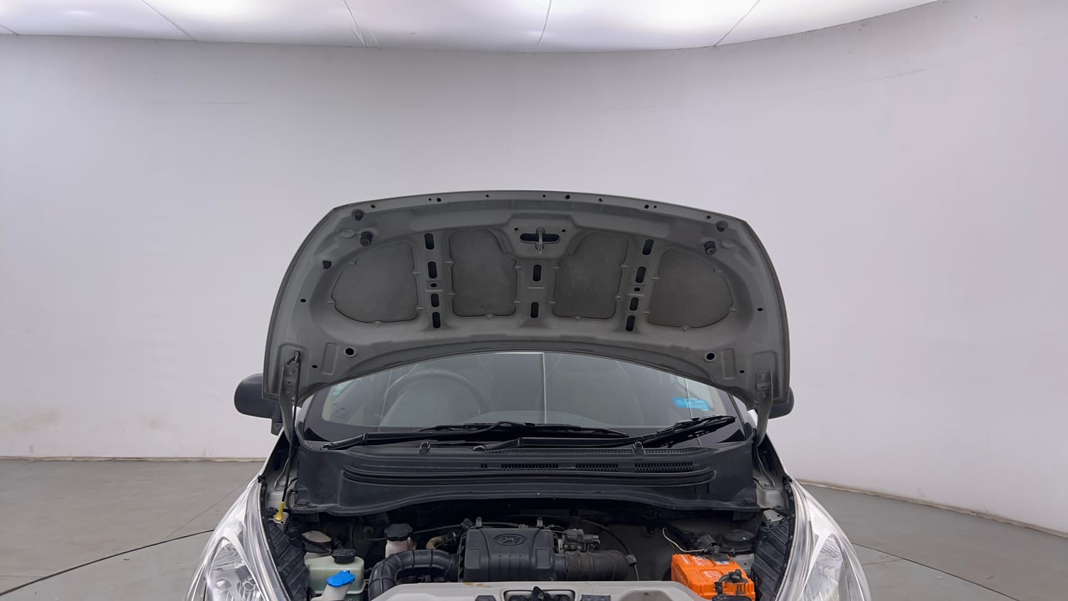 Used 2015 Hyundai Eon Magna + Petrol Manual engine ENGINE & BONNET OPEN FRONT VIEW